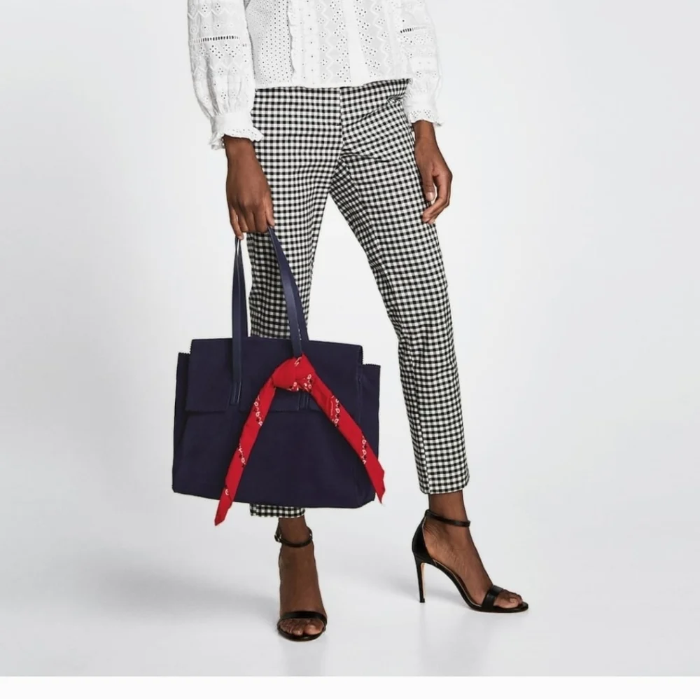 Zara Navy Blue Satchel with Red Scarf Accent does not have the red cloth - Picture 5 of 12